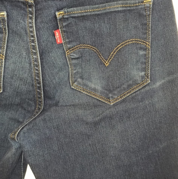 Levi's 711 Skinny Woman's Jeans - Picture 3 of 10